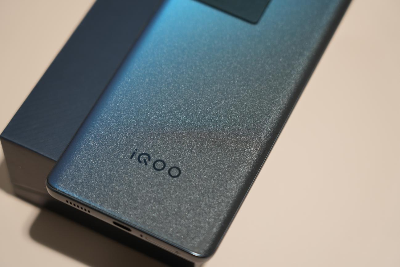 iQOO Neo7竞速版评测：换芯片真好使 骁龙8+还能再战一年