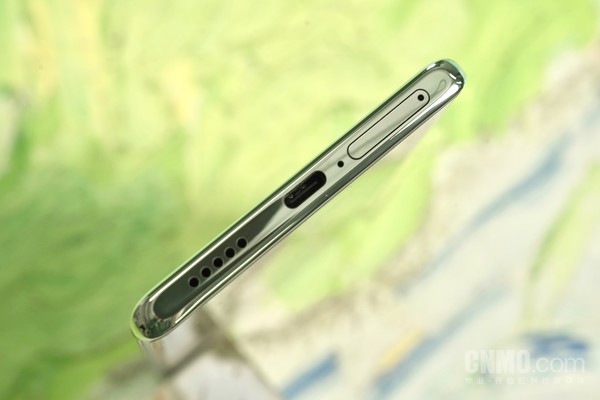 vivo Y100评测：一部超越预期 颜值充满惊喜的千元机