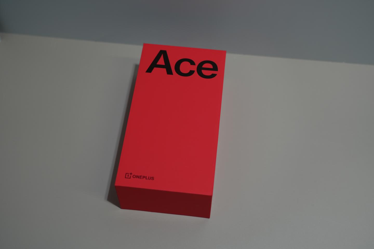 一加Ace 2V评测：天玑9000+12G+256G存储只要2299 还有谁！