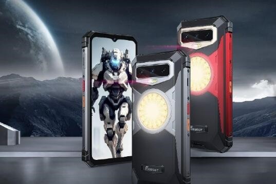 FOSSiBOT发布新款手机：配备300颗LED灯 露营可用