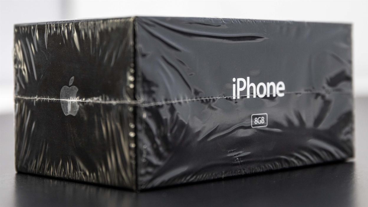 尚未拆封的苹果初代iPhone现身拍卖会 预估成交价5万美元