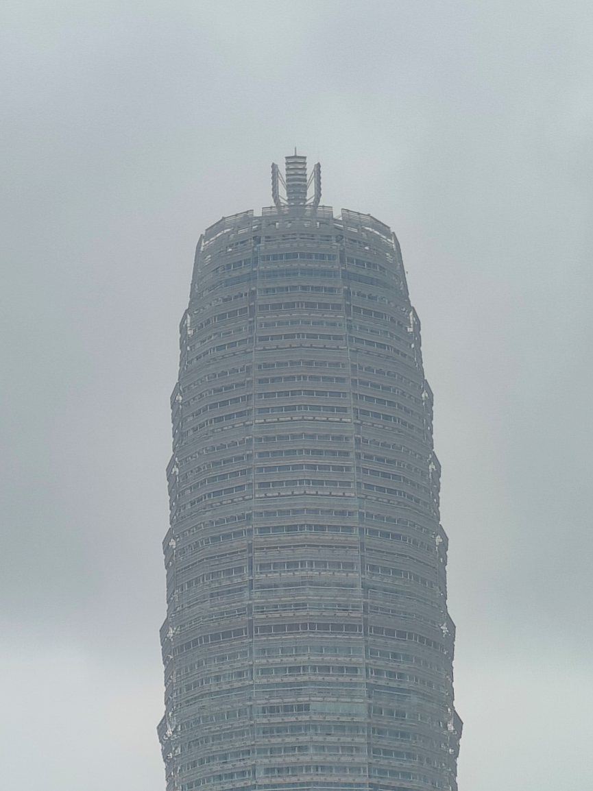 真我GT2大师探索版评测：探索的路上，不止有边框