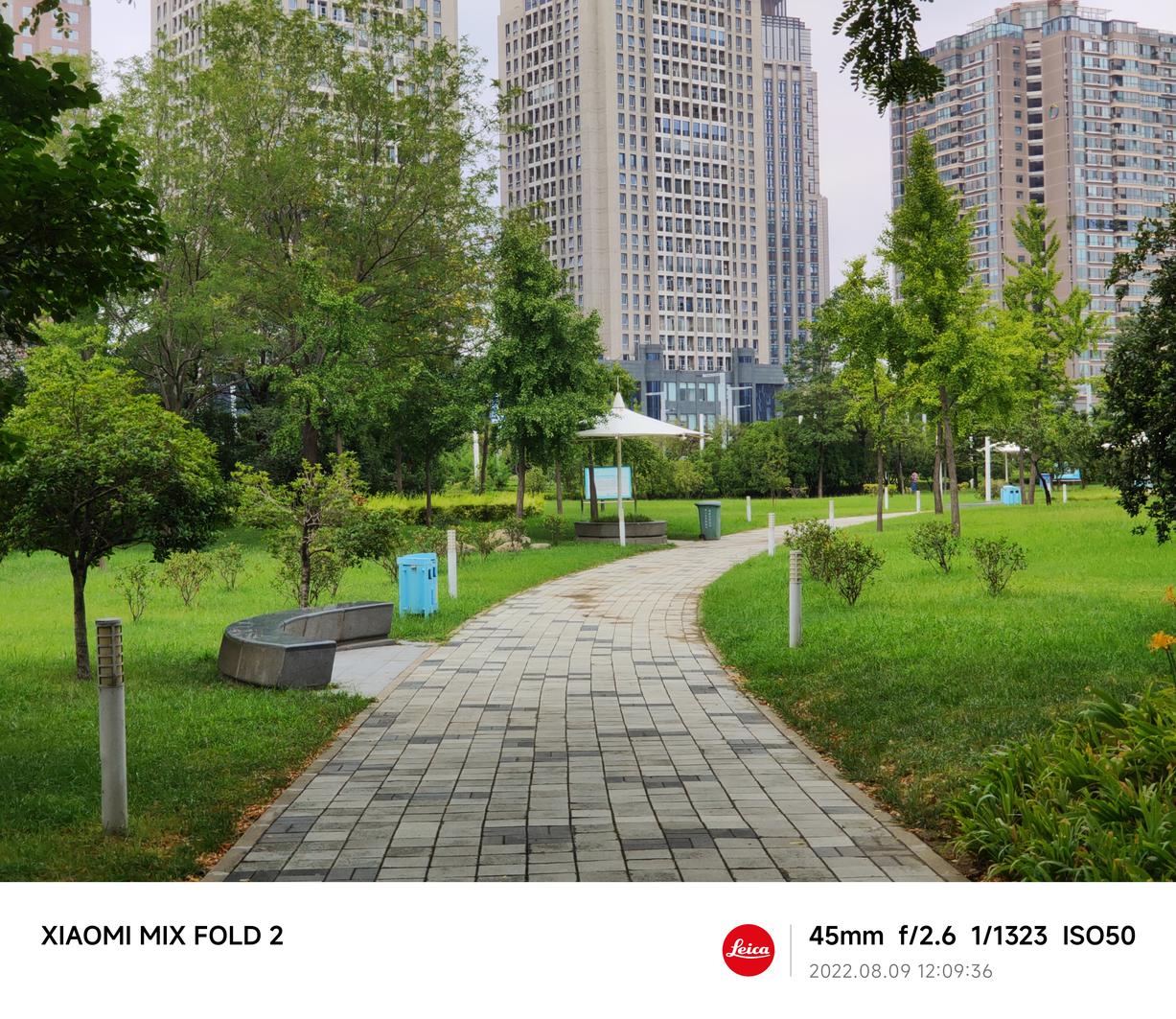 小米MIX Fold 2评测：取舍得当 焕然一新再登场