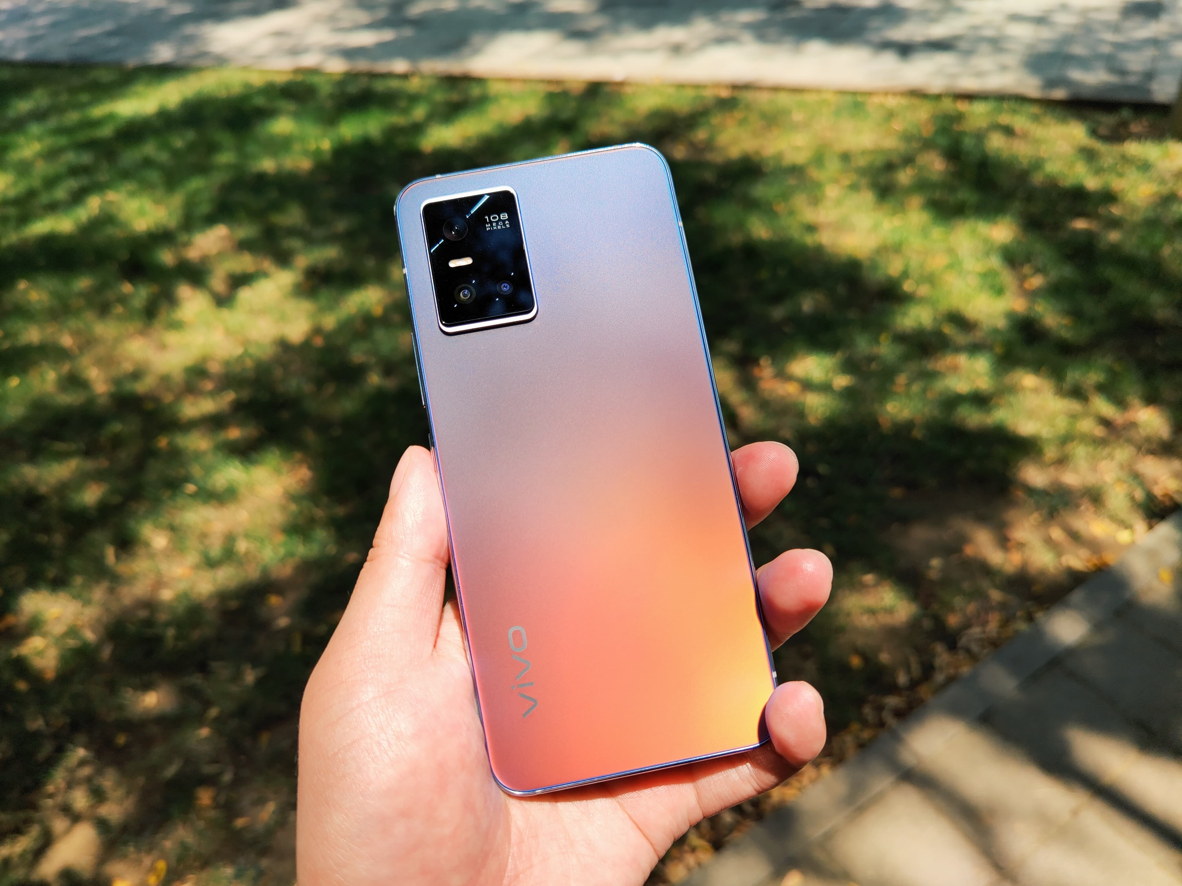vivo S10 Pro评测：一亿像素 拍出十亿种美