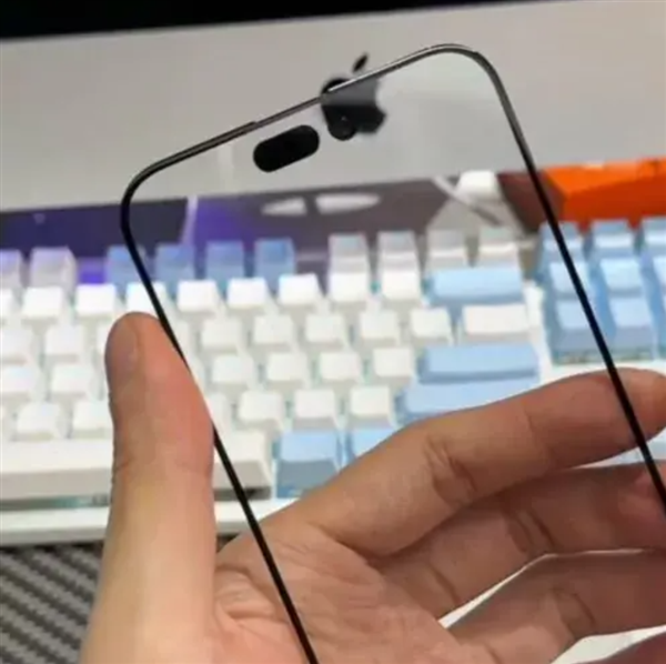 iPhone 15屏幕曝光：苹果史上最窄手机边框