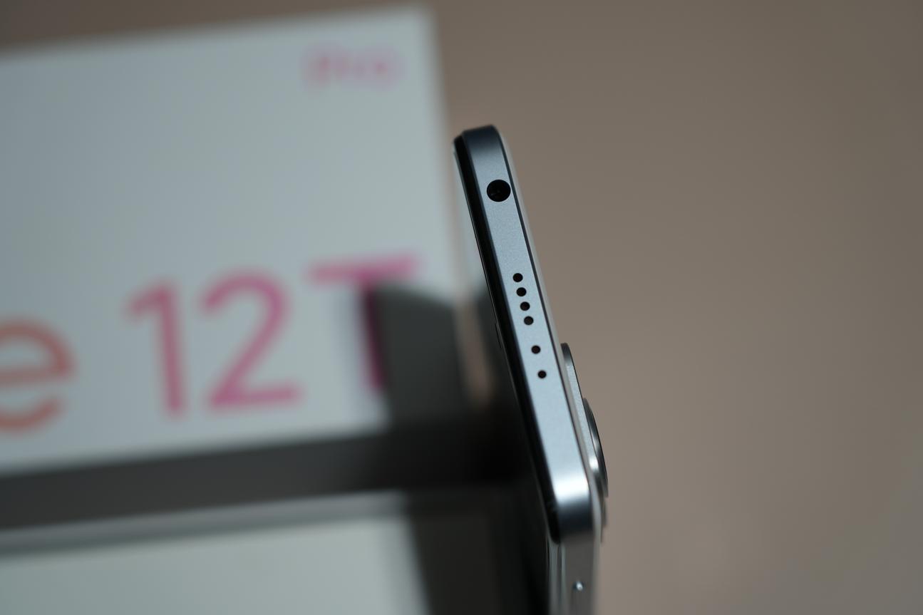 Redmi Note12T Pro开箱简评：送给LCD爱好者的礼物