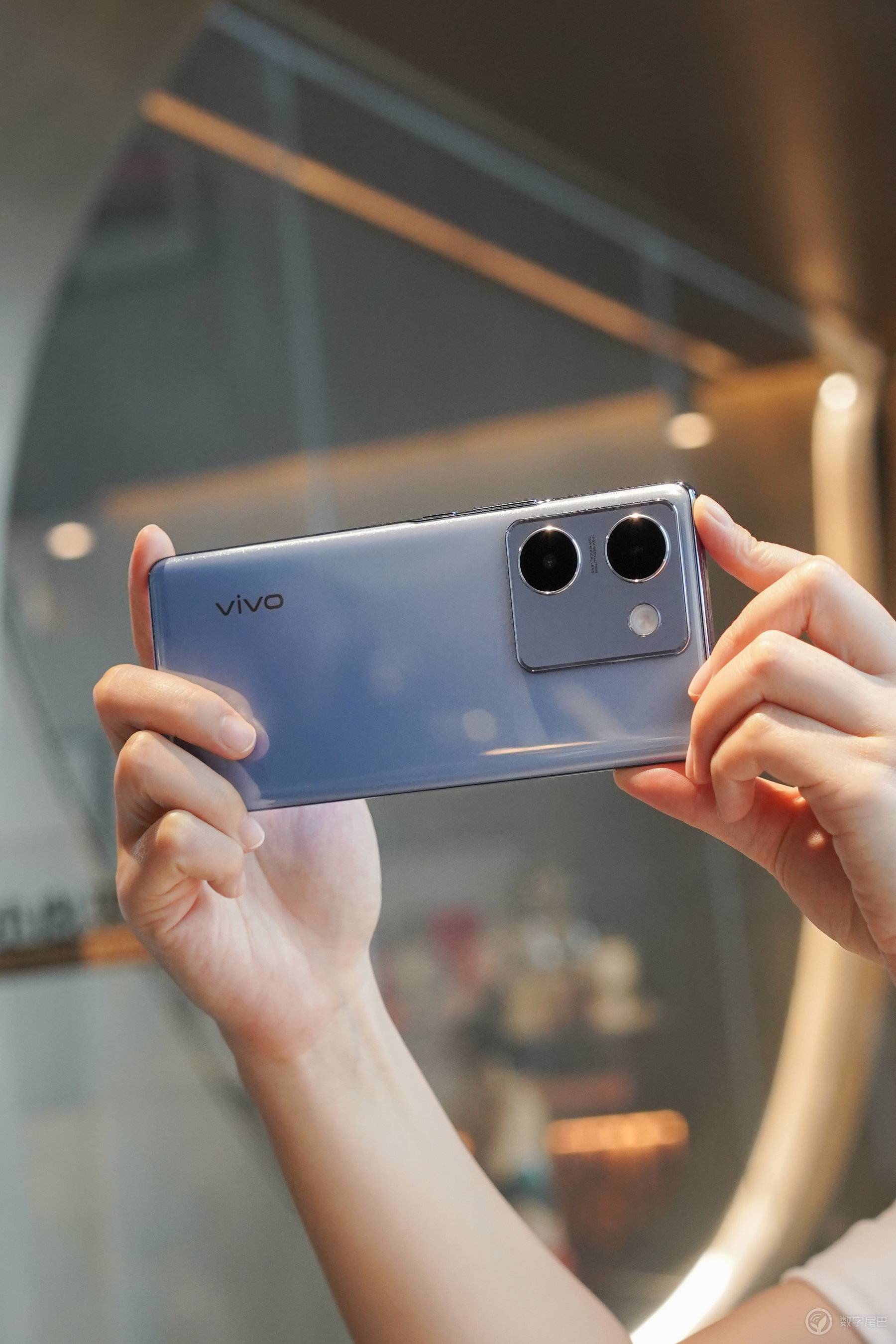 vivo Y100，一款不像千元机的千元机