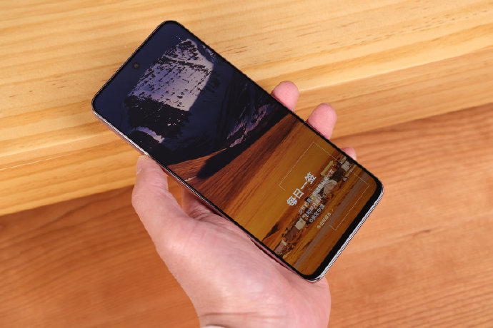 荣耀新机公布：iPhone又有了新版本