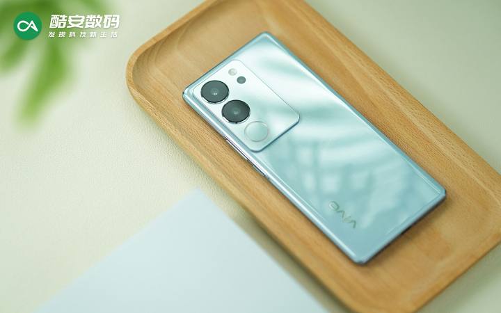 vivo S17 Pro「山海青」· 真机图赏】