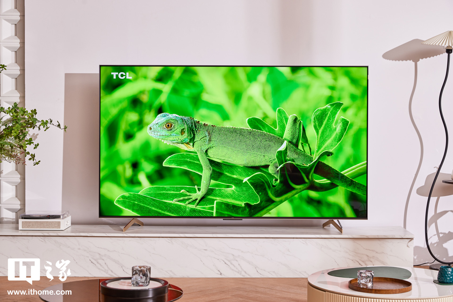 TCL 灵悉 QD-Mini LED 电视 C11G Pro 85 英寸图赏：高端设计语言，高端画质印证