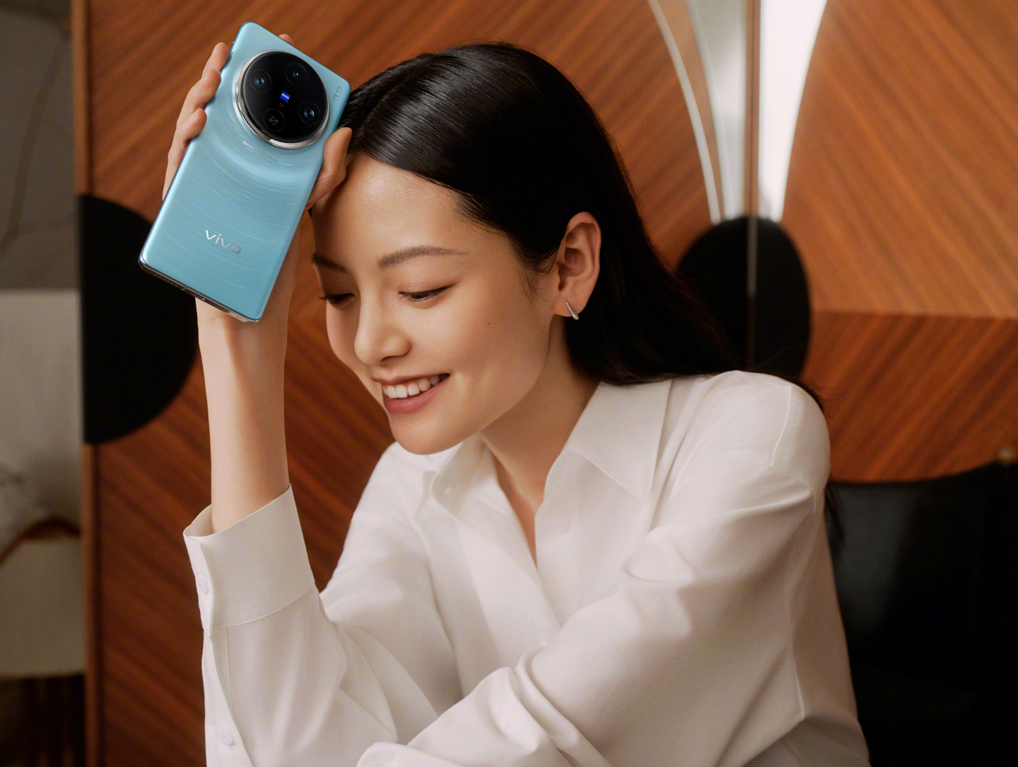 首发天玑 9300，vivo X100 系列手机真机实拍图公布
