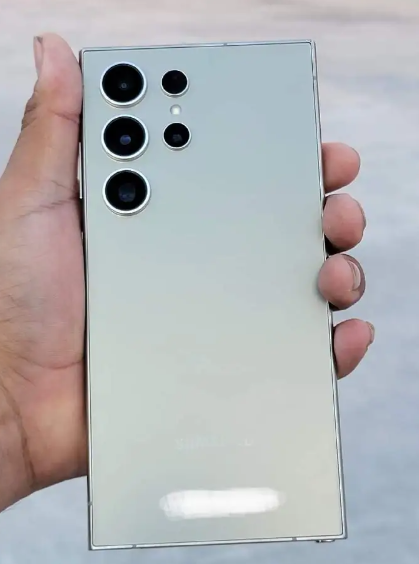 消息称三星 Galaxy S25 系列手机设计将大改，开启“李一焕时代”
