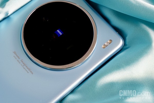 vivo X100评测：一部充满惊喜感的基本款影像旗舰