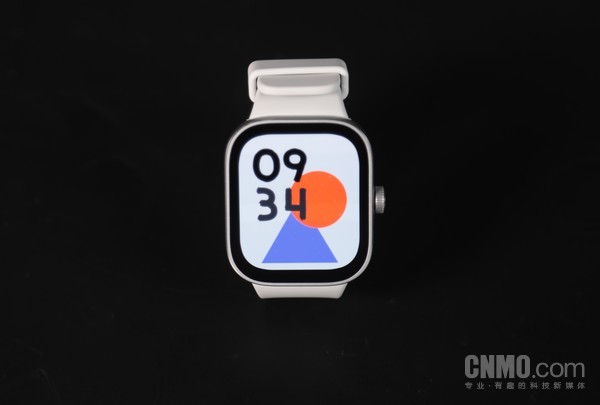 Redmi Watch 4上手体验：铝合金边框+不锈钢表冠 潮流百搭