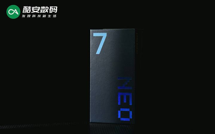 #酷安数码# iQOO Neo7 印象蓝 · 图赏】