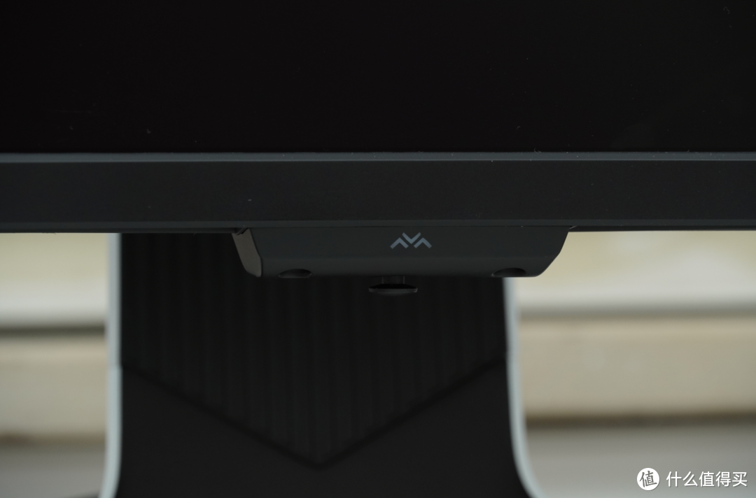 黄昏鼓捣数码 篇三百三十三：电视大厂的第一款PC显示器 雷鸟Q8 MiniLED 带鱼电竞屏 新品硬核测试