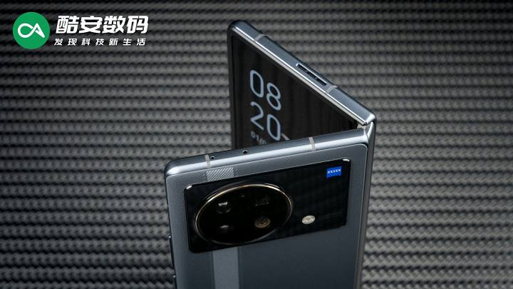 vivo X Fold「梧桐灰」真机图赏】
