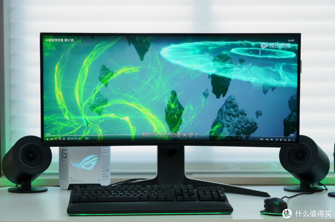 黄昏鼓捣数码 篇三百三十三：电视大厂的第一款PC显示器 雷鸟Q8 MiniLED 带鱼电竞屏 新品硬核测试