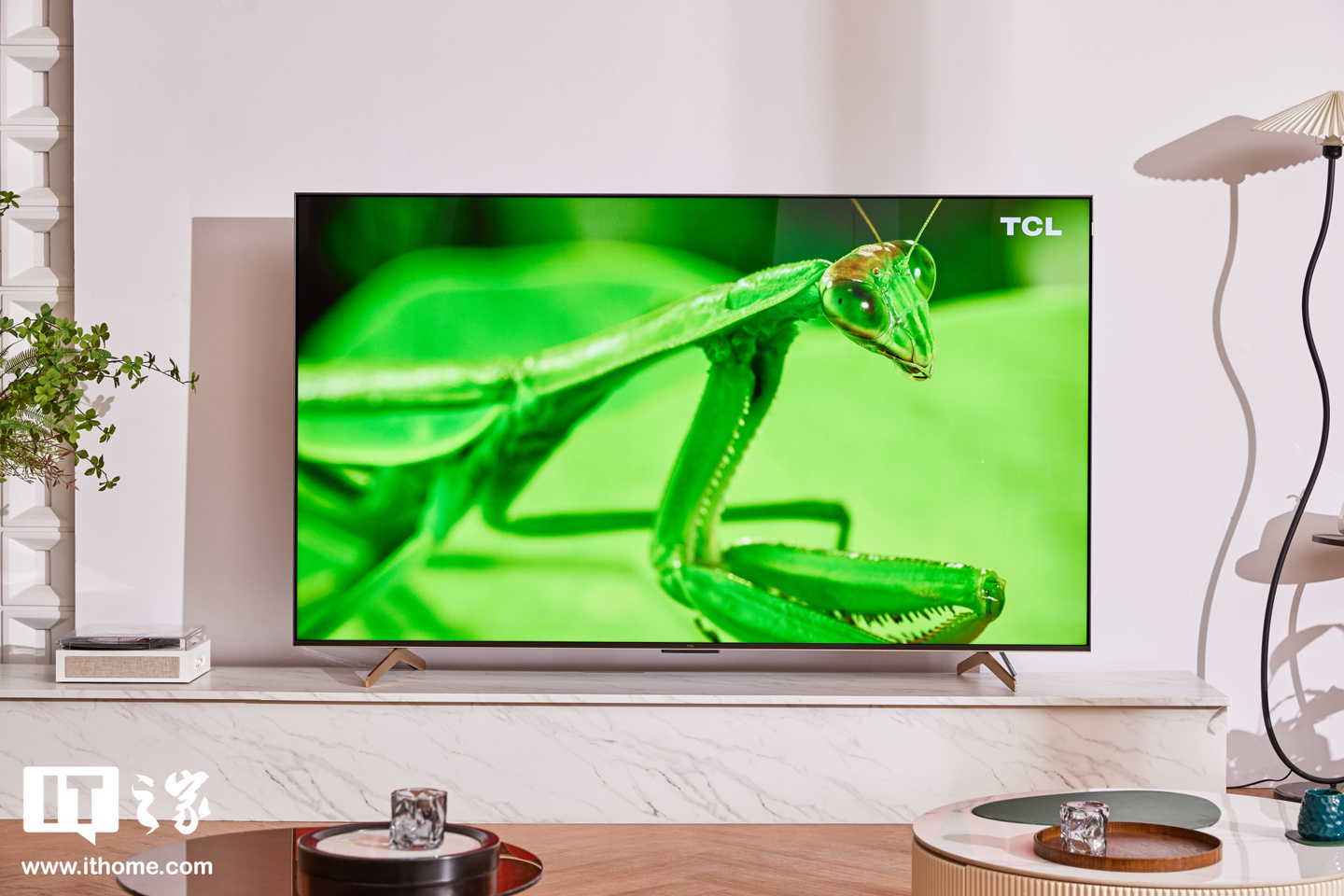 TCL 灵悉 QD-Mini LED 电视 C11G Pro 85 英寸图赏：高端设计语言，高端画质印证