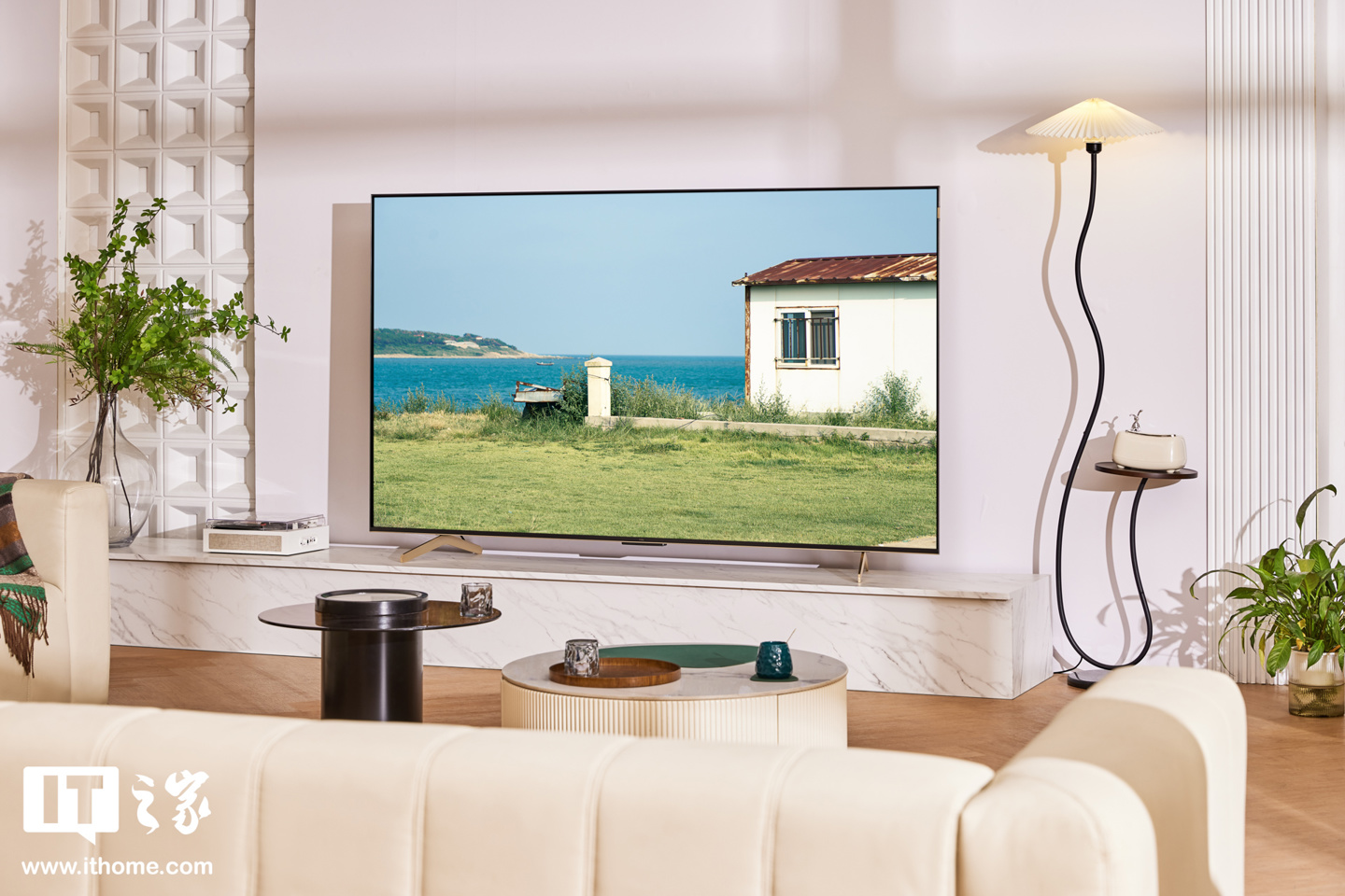 TCL 灵悉 QD-Mini LED 电视 C11G Pro 85 英寸图赏：高端设计语言，高端画质印证