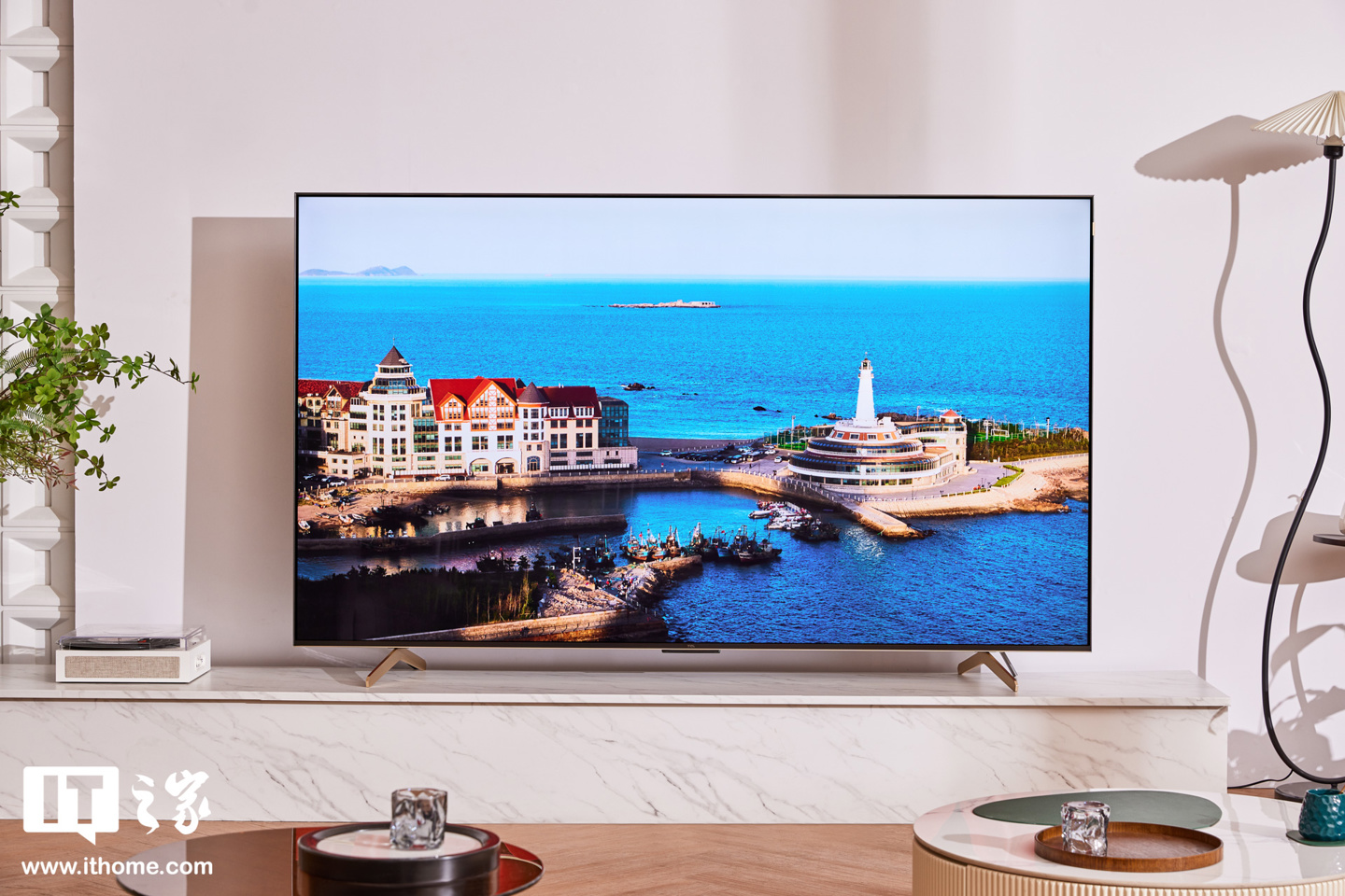 TCL 灵悉 QD-Mini LED 电视 C11G Pro 85 英寸图赏：高端设计语言，高端画质印证
