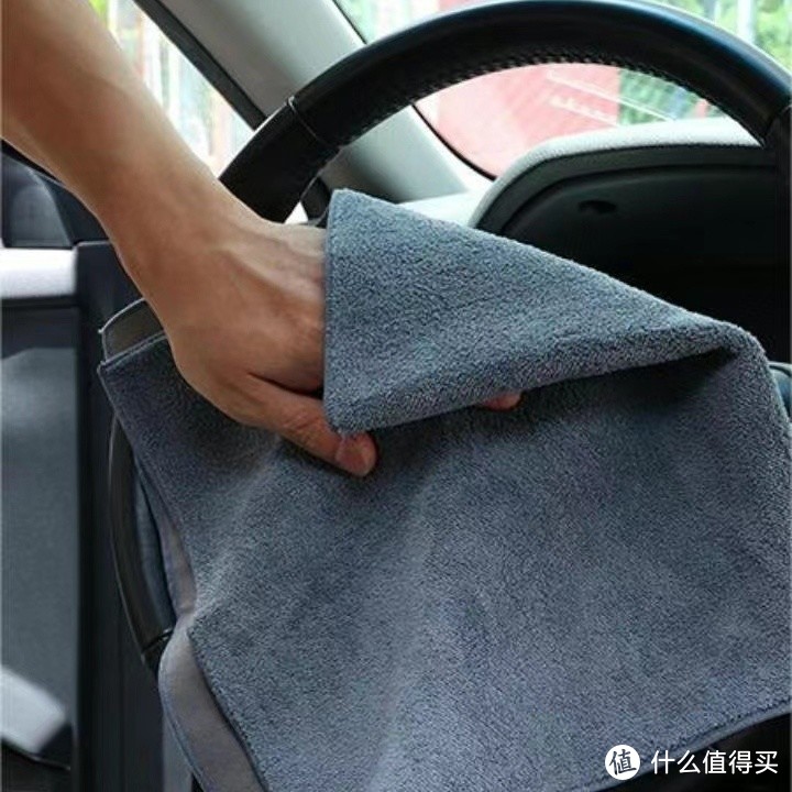 汽车内饰清洁工具全揭秘，顽固污渍一扫除！