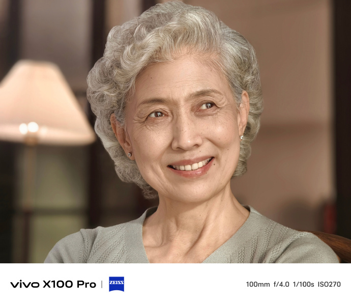 vivo X100 Pro 手机外观及拍摄样张公布，橙、蓝配色 + 曲面屏设计