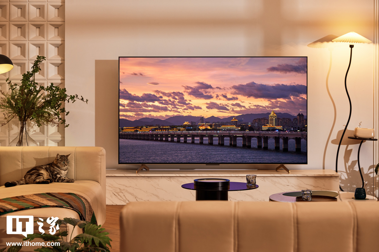 TCL 灵悉 QD-Mini LED 电视 C11G Pro 85 英寸图赏：高端设计语言，高端画质印证