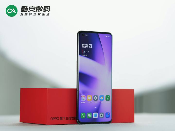 一加 11 无尽黑 · 开箱图赏】