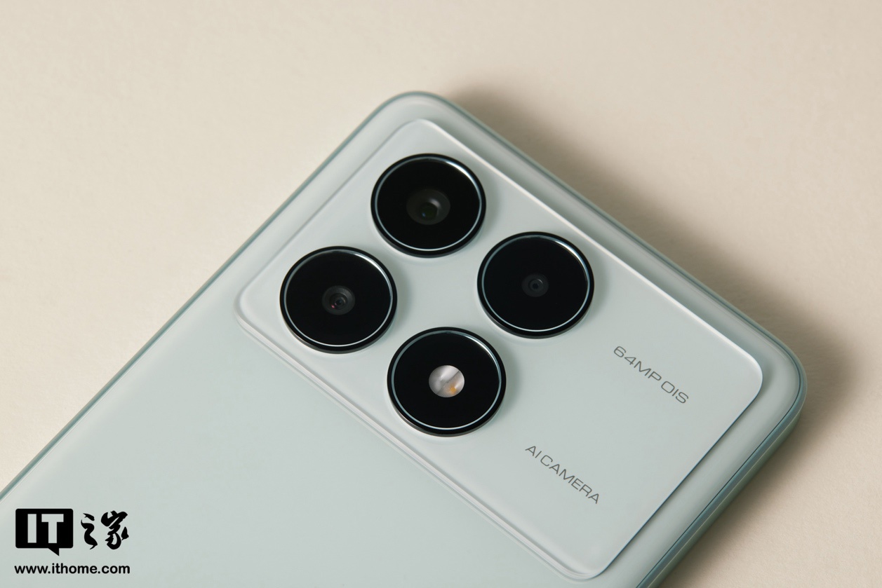 首发天玑 8300-Ultra 的“焊门员”，Redmi K70E 上手体验