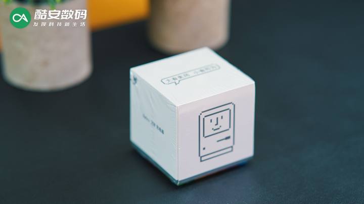 闪极 Retro 35 充电器·图赏】