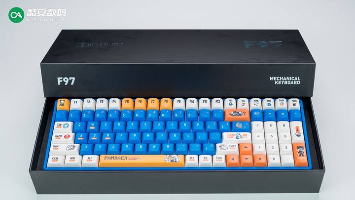 PANDAER × IQUNIX 超合金全键机械键盘 F97·图赏】                                                                                                                                                                                                                        