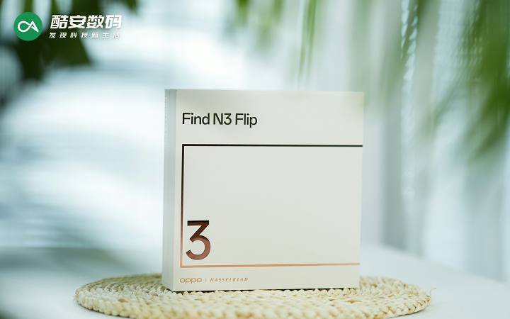 OPPO Find N3 Flip「月光缪斯」·产品图赏】