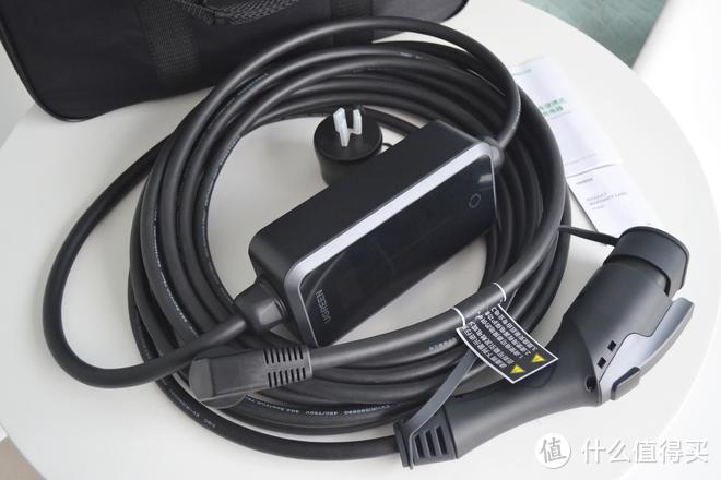 选绿联3.5KW随车充 体验便捷与实用的充电生活