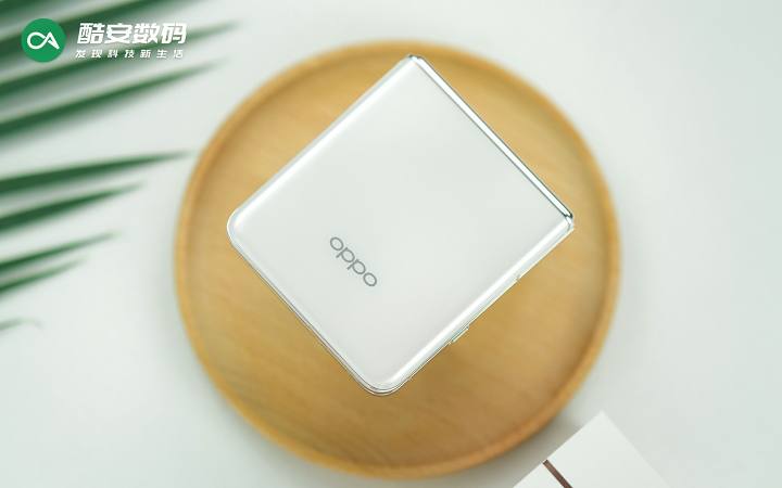 OPPO Find N3 Flip「月光缪斯」·产品图赏】