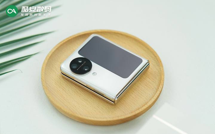 OPPO Find N3 Flip「月光缪斯」·产品图赏】
