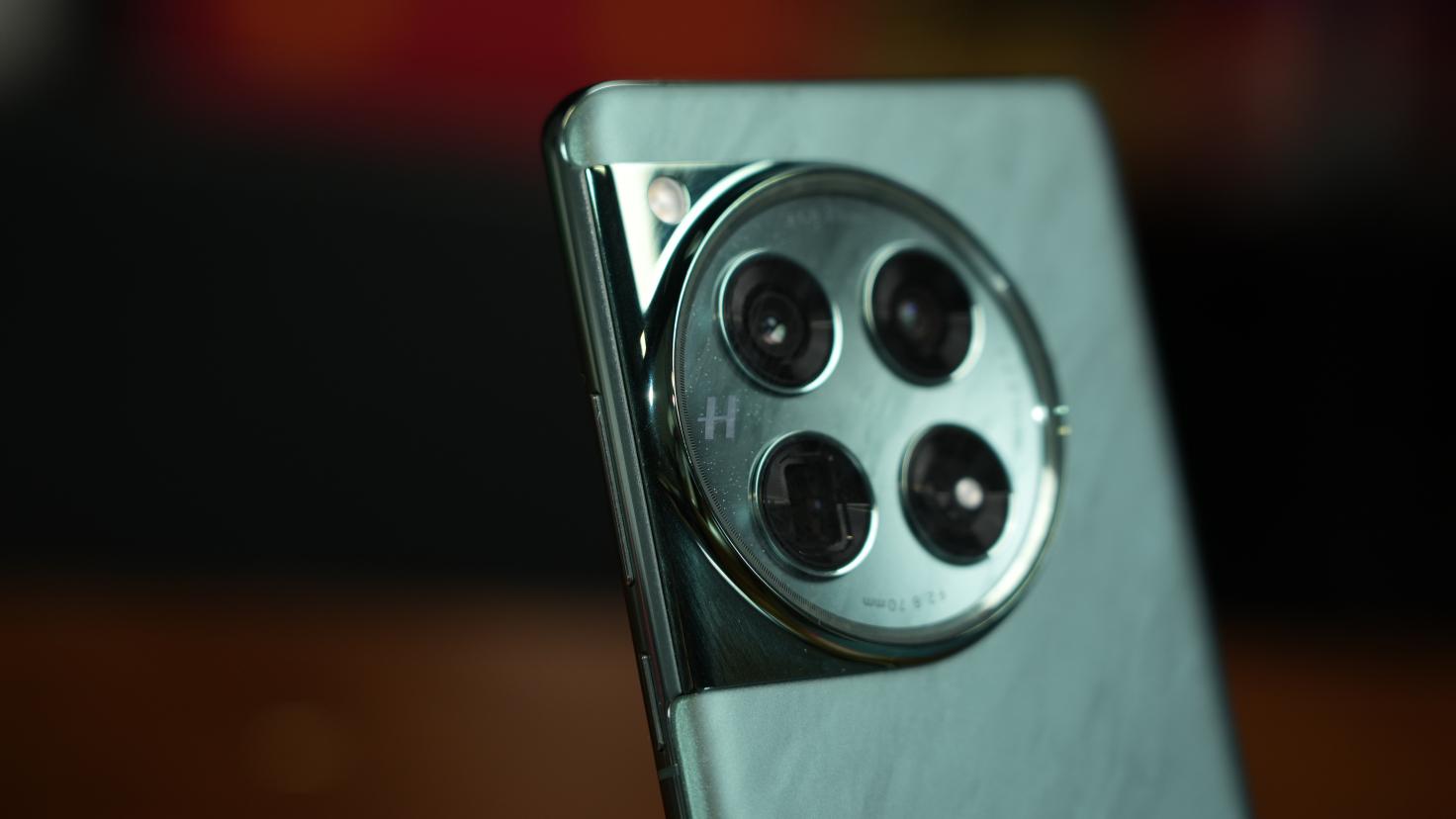 一加12评测：不叫Pro 但却是事实上的Pro