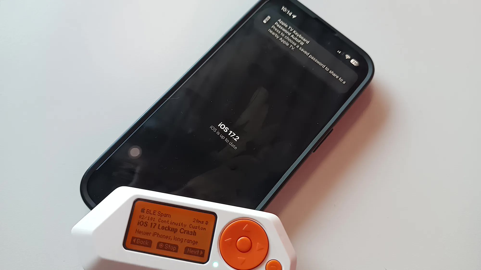 苹果 iOS 17.2 更新实测，明显遏制 Flipper Zero 攻击 iPhone 效果
