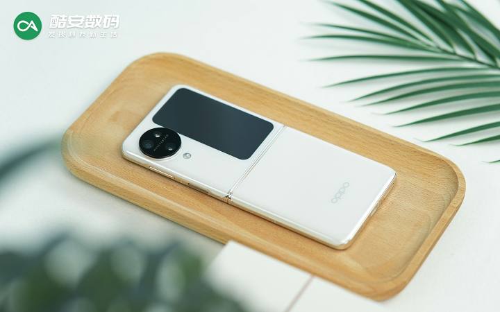 OPPO Find N3 Flip「月光缪斯」·产品图赏】
