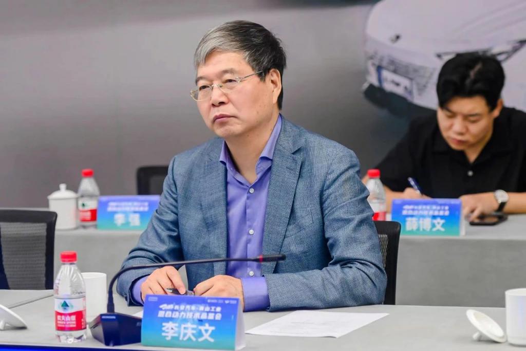 汽车评价研究院专家团走进长安汽车与青山工业