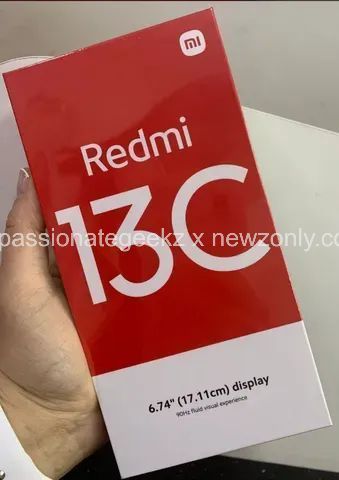 小米 Redmi 13C 手机照片曝光：6.74 英寸屏幕、5000 万像素主摄 + 5000mAh 电池