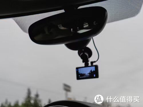 购物思考 篇一：行车记录仪