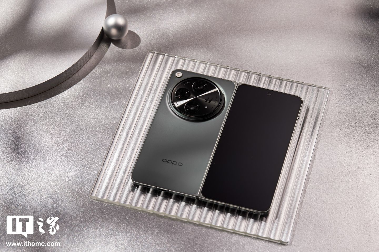 9999 元起，OPPO Find N3 / 典藏版折叠屏手机图赏
