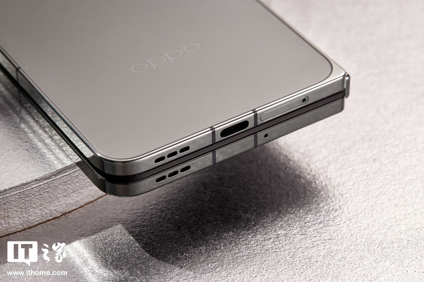 9999 元起，OPPO Find N3 / 典藏版折叠屏手机图赏