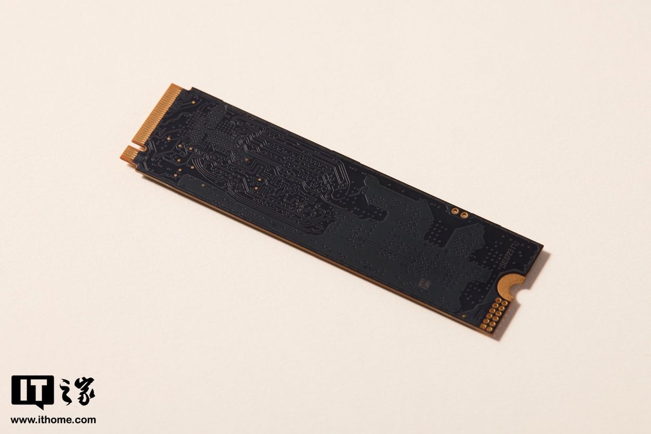 致态 Ti600 2TB 固态硬盘体验报告，定位入门、性能不俗的“Ti 度”盘