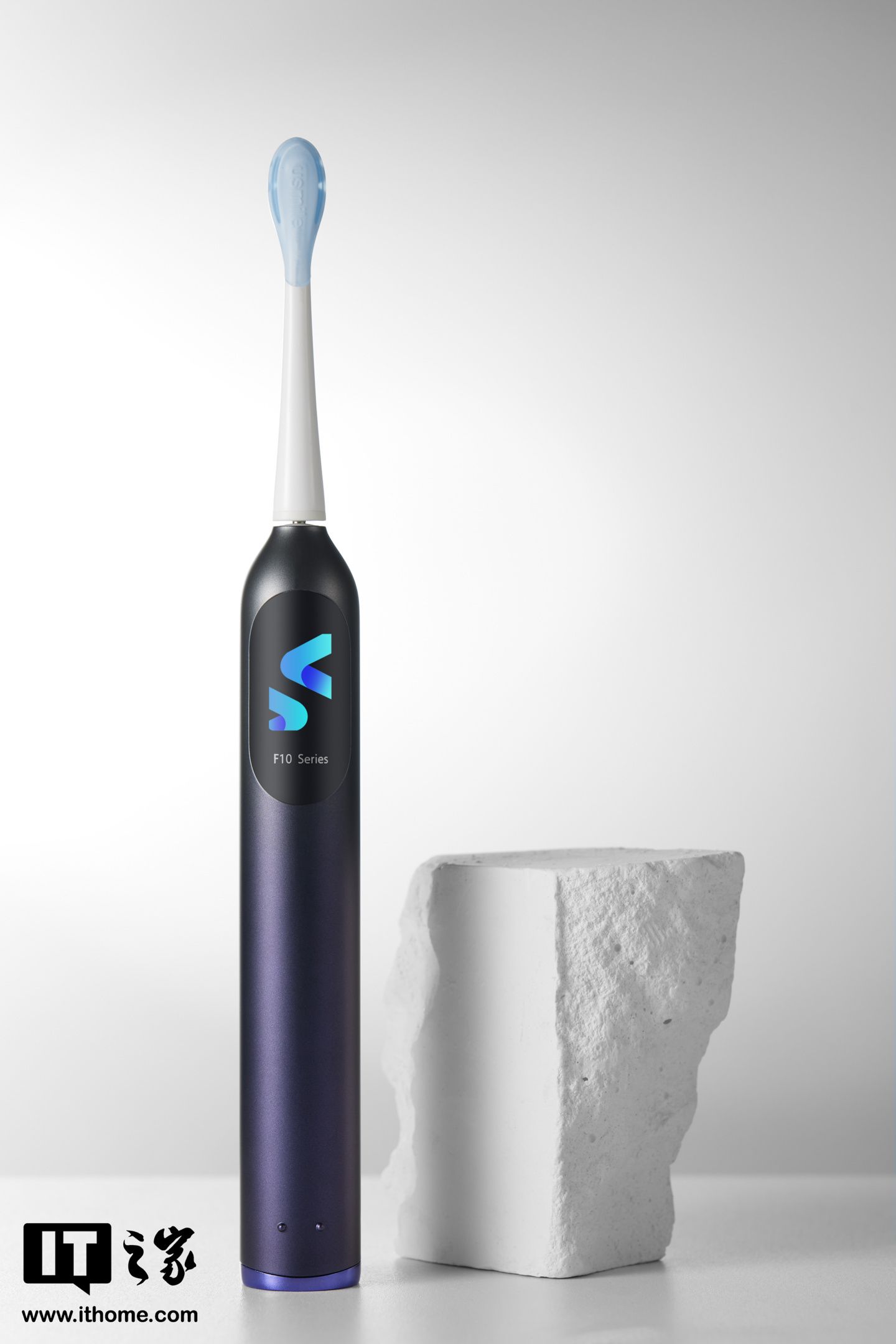 usmile 笑容加双面屏数字牙刷 F10 PRO 图赏：独特双面屏设计，刷牙可视化