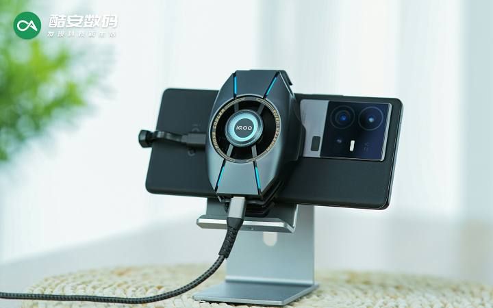 极摩客 K1 &amp; 极摩客 G1 · 图赏】