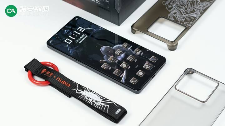 努比亚 Z40S Pro 灵笼限定版开箱图赏】