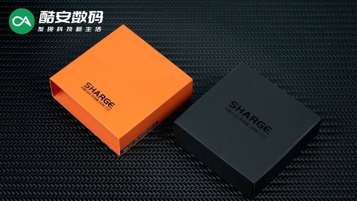 闪极140W多口氮化镓充电器·图赏】
