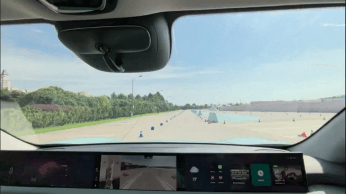 3.48 秒「破百」的纯电 SUV，差点把我送走